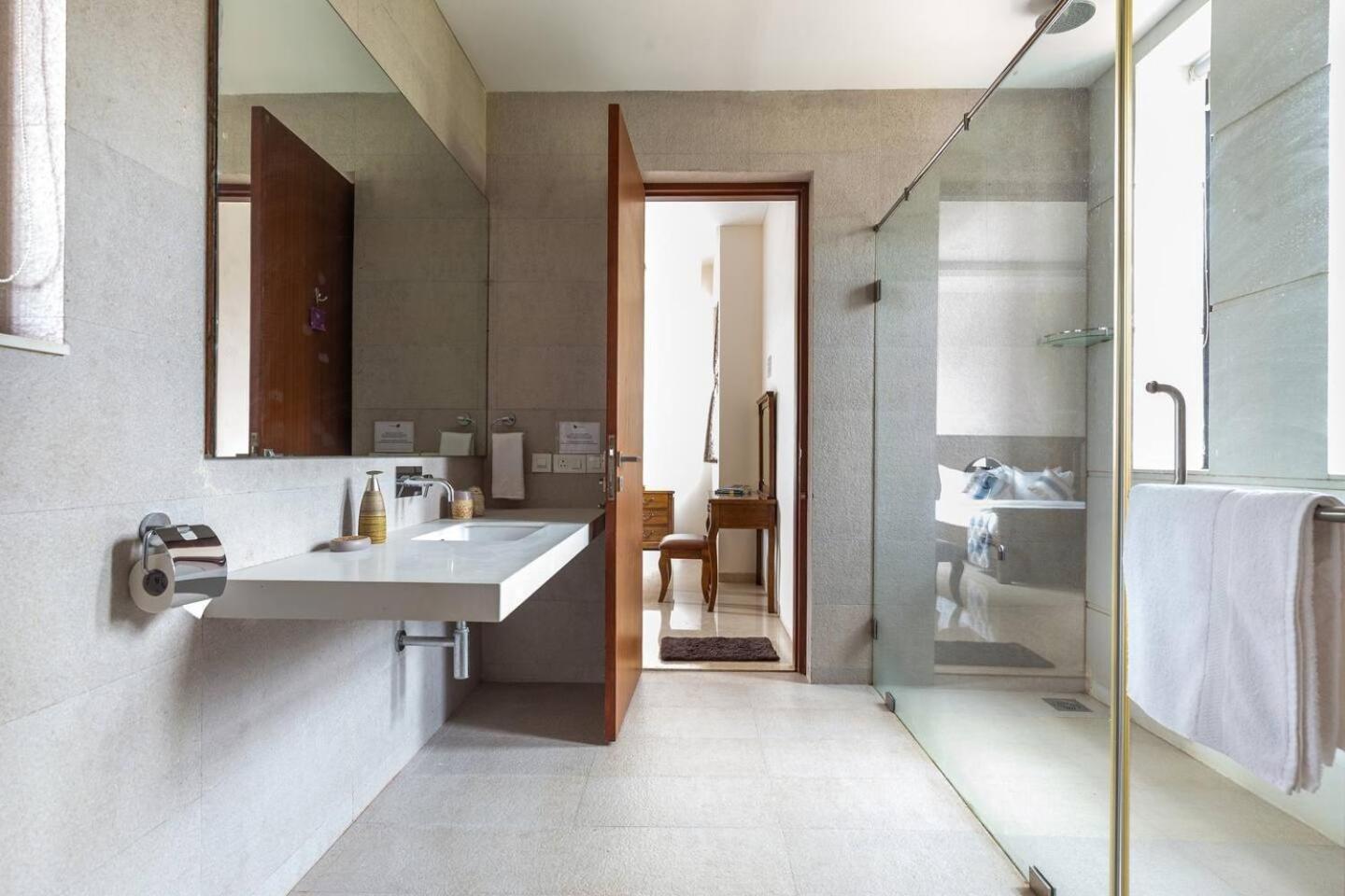 Tipsy Turtle 47 Villa โลนาวาลา ภายนอก รูปภาพ